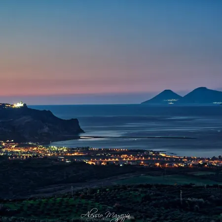 Scirocco House Bed and breakfast Oliveri