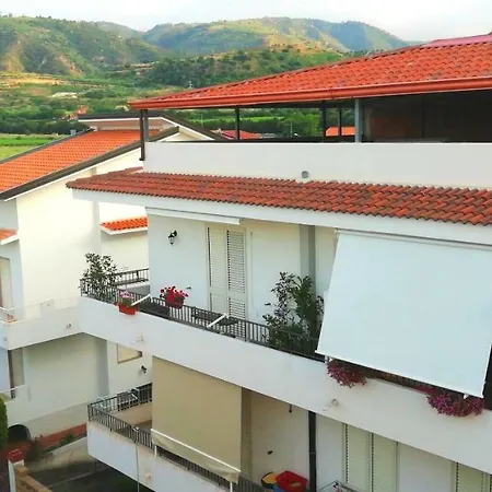 Scirocco House Отель типа 