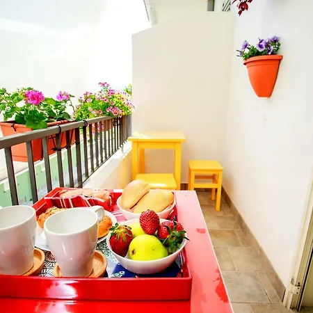 Scirocco House * Oliveri