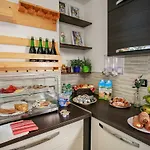 Scirocco House Oda ve Kahvaltı Oliveri
