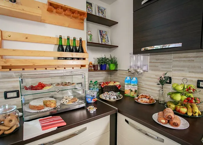 Scirocco House Alojamento de Acomodação e Pequeno-almoço Oliveri