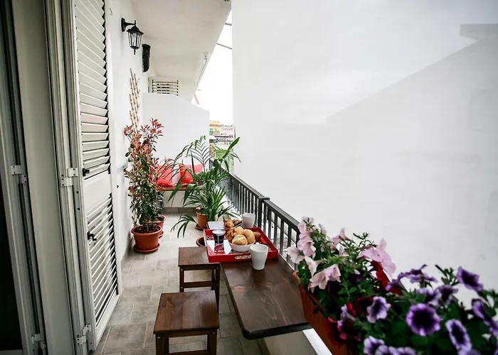 Scirocco House Oliveri
